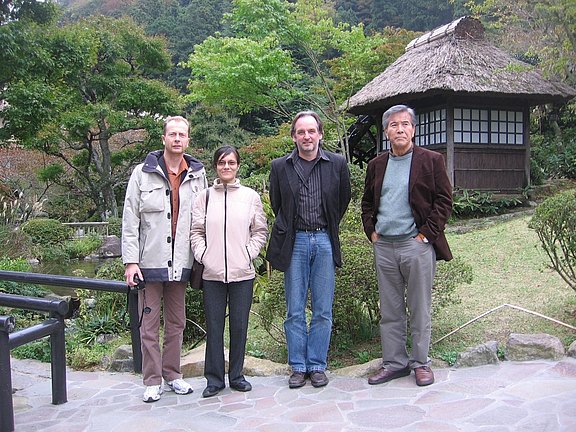 hakone001.jpg 